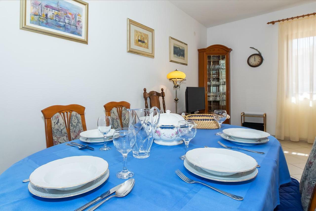 Apartment Olivera Traù Esterno foto