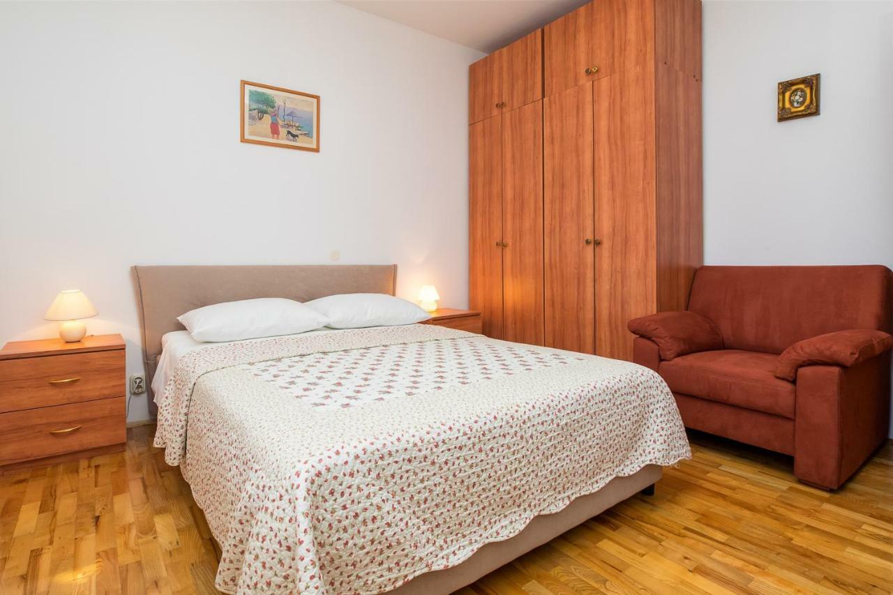 Apartment Olivera Traù Esterno foto
